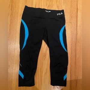 Black and blue Fila capri leggings